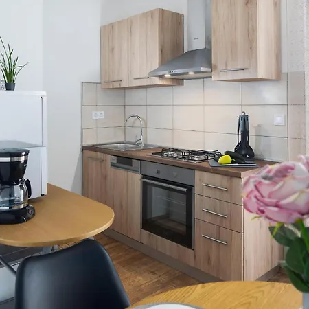 Amazing In Apartman *