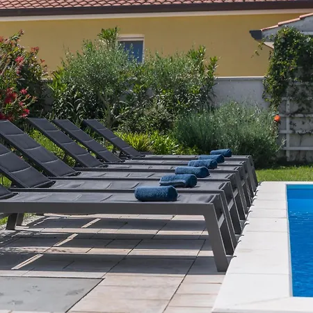 Gorgeous In With Swimming Pool Porec